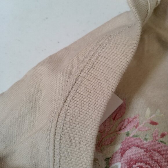 Trust The Universe Shirt Medium Cropped Im An Angel Floral Studded Crop Top Tan - Picture 11 of 15